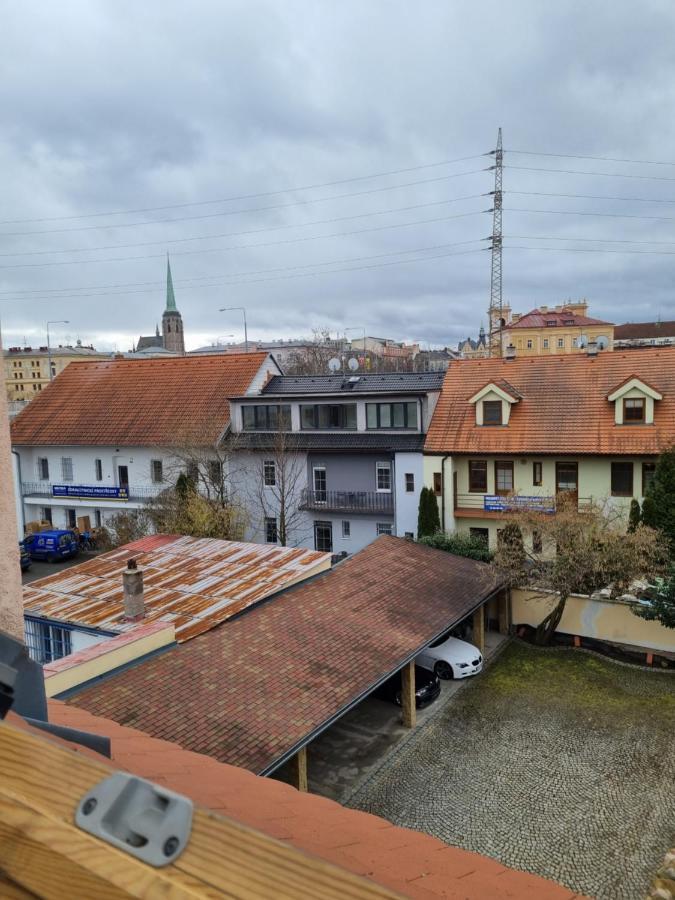 Galerie Vila Lucia 5 -Loft Apartman Plzeň Buitenkant foto